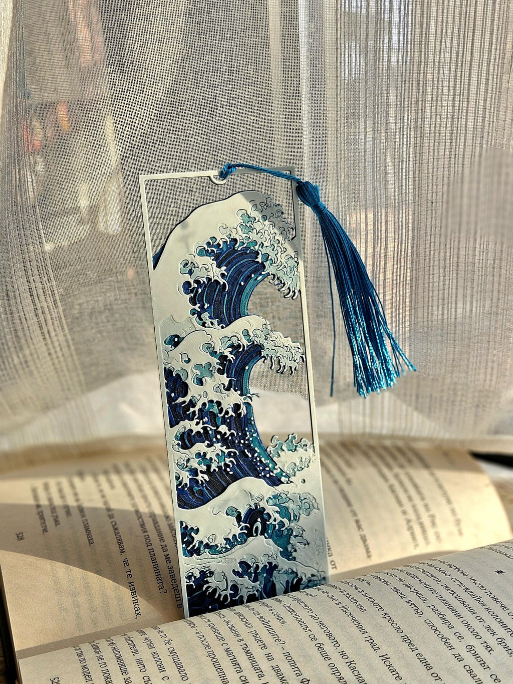 Japanese Art Bookmark Great Wave Design White Collection Reading Gift Book Lover Present Decorative Book Marker Blue Tassel Accent Premium Quality Construction Classic Art Print Pattern Study Space Essential Beautiful Home Library Addition