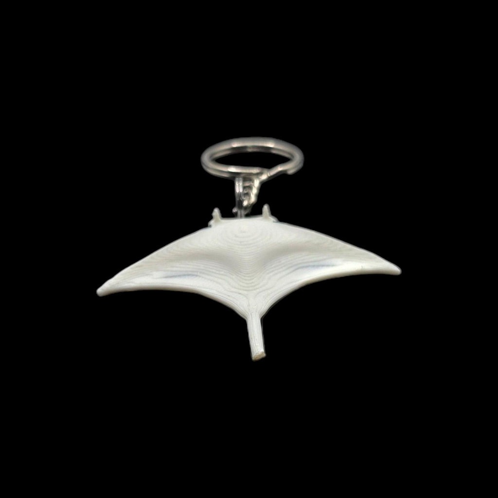 Collectible Manta Ray Keychain Ocean Themed Gift Beach Vacation Souvenir Cruise  Marine Life Design Nautical Bag Accessory